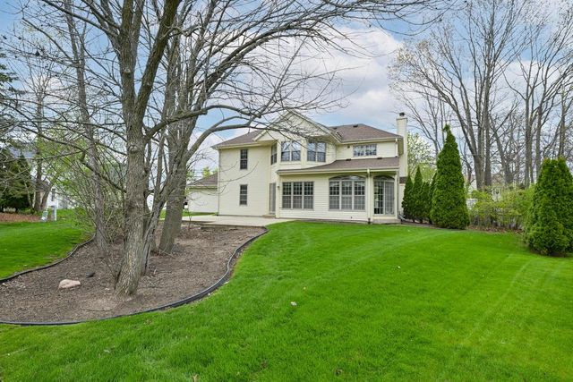 6815 Dory DRIVE, Franklin, WI 53132
