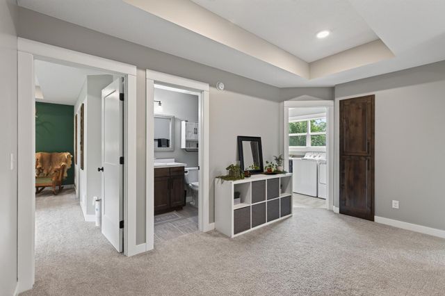 1747 198th Street NW, Oak Grove, MN 55011
