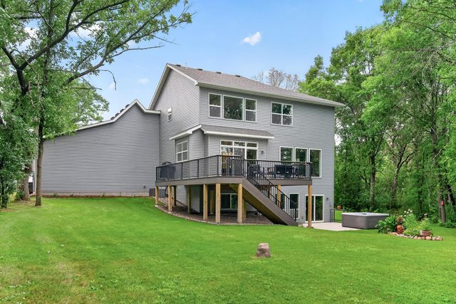 1747 198th Street NW, Oak Grove, MN 55011