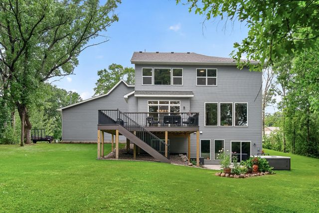 1747 198th Street NW, Oak Grove, MN 55011