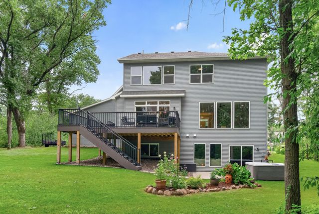 1747 198th Street NW, Oak Grove, MN 55011