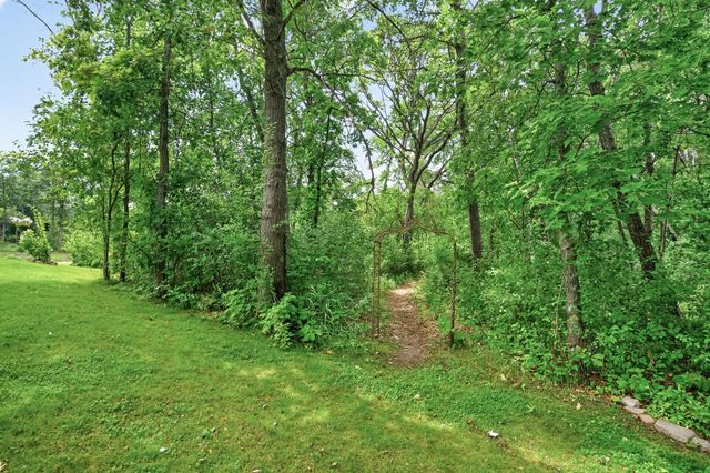 1747 198th Street NW, Oak Grove, MN 55011