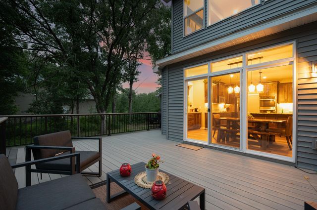 1747 198th Street NW, Oak Grove, MN 55011