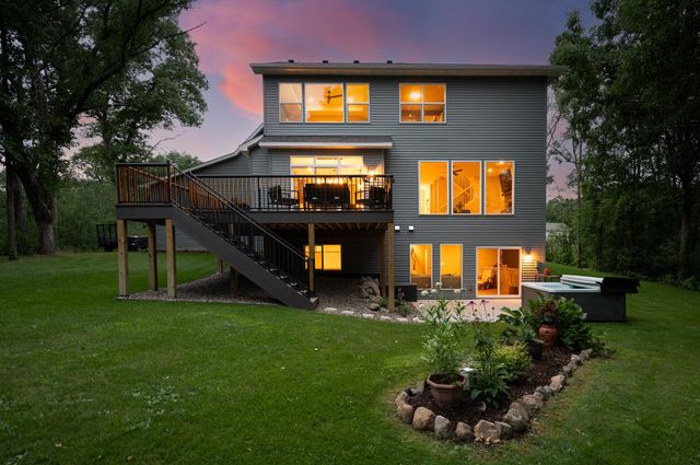 1747 198th Street NW, Oak Grove, MN 55011