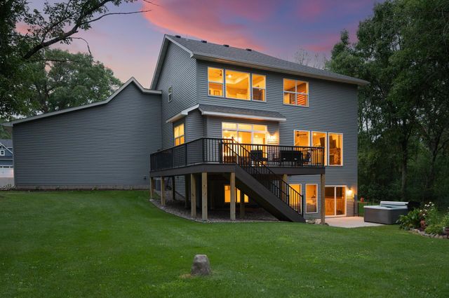 1747 198th Street NW, Oak Grove, MN 55011