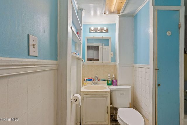 1417 3rd Avenue, Schenectady, NY 12303