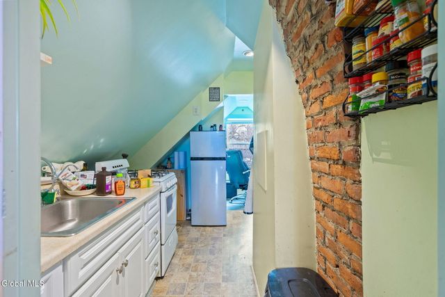 1417 3rd Avenue, Schenectady, NY 12303