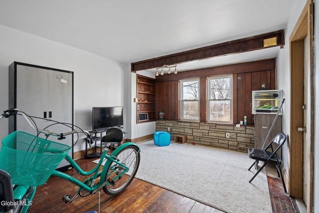 1417 3rd Avenue, Schenectady, NY 12303