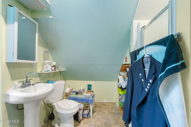 1417 3rd Avenue, Schenectady, NY 12303