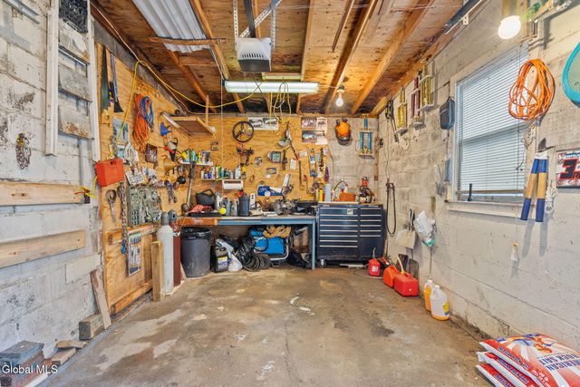 1417 3rd Avenue, Schenectady, NY 12303