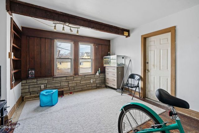 1417 3rd Avenue, Schenectady, NY 12303