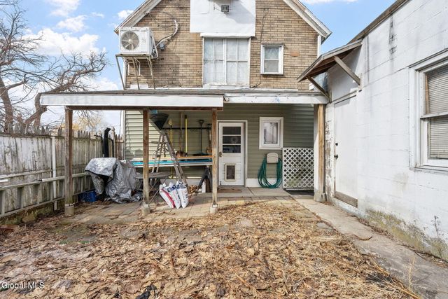 1417 3rd Avenue, Schenectady, NY 12303