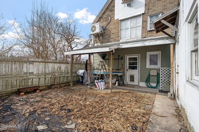 1417 3rd Avenue, Schenectady, NY 12303