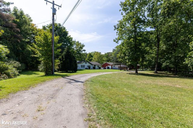 26900 26 Mile Road, Chesterfield, MI 48051
