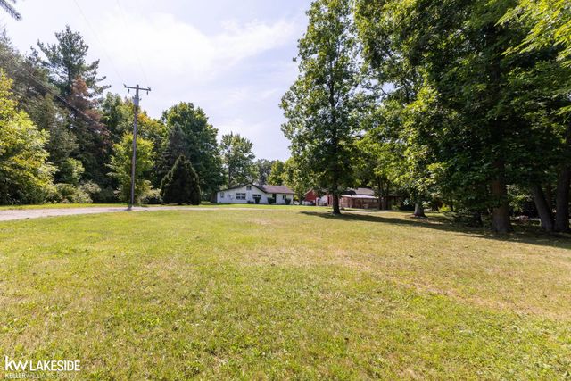 26900 26 Mile Road, Chesterfield, MI 48051
