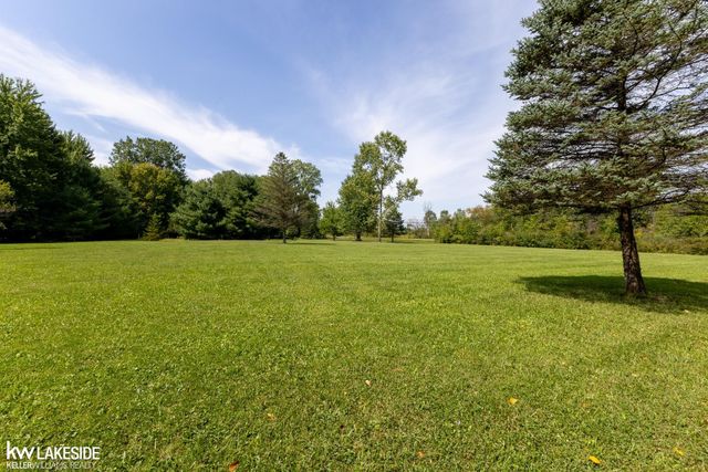26900 26 Mile Road, Chesterfield, MI 48051
