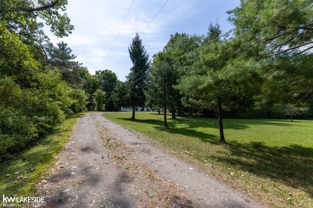 26900 26 Mile Road, Chesterfield, MI 48051
