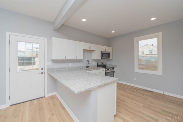 9350 Reading Road, Reading, OH 45215