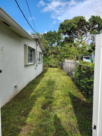 2330 NW 47th Avenue, Lauderhill, FL 33313