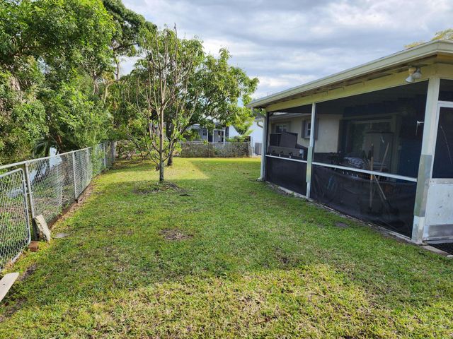 2330 NW 47th Avenue, Lauderhill, FL 33313