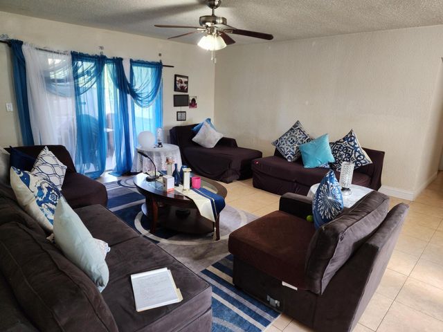 2330 NW 47th Avenue, Lauderhill, FL 33313