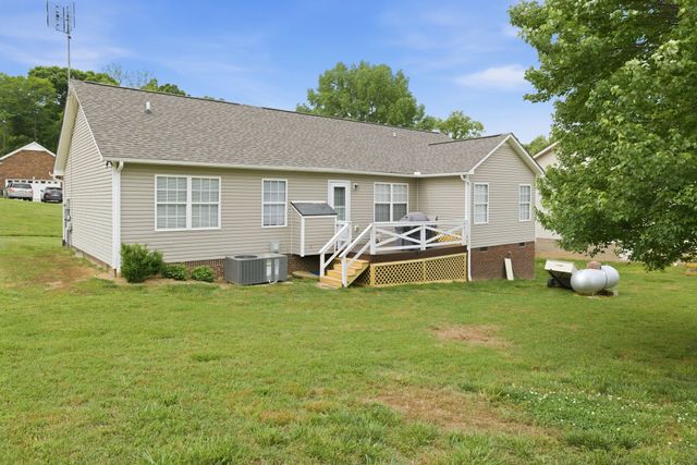 218 Shady Dr, Columbia, TN 38401