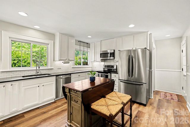 2068 Statesville Highway, Mooresville, NC 28115