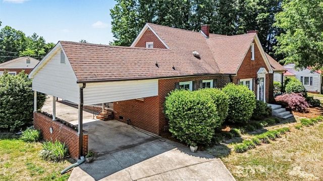 2068 Statesville Highway, Mooresville, NC 28115