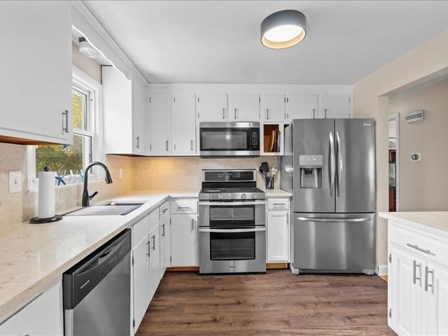 117 Elliott St, Danvers, MA 01923