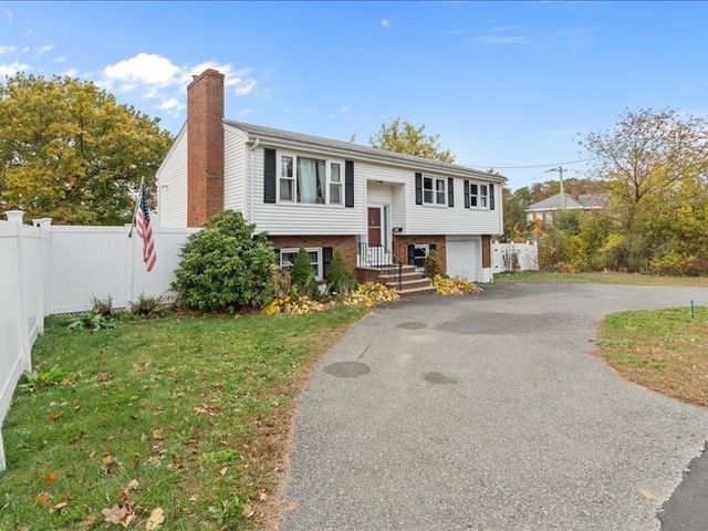 117 Elliott St, Danvers, MA 01923