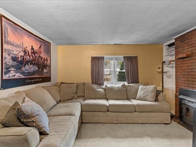 117 Elliott St, Danvers, MA 01923