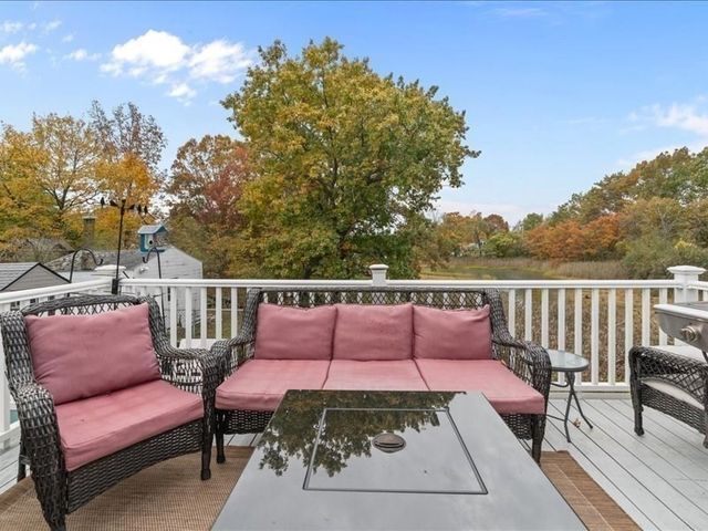 117 Elliott St, Danvers, MA 01923