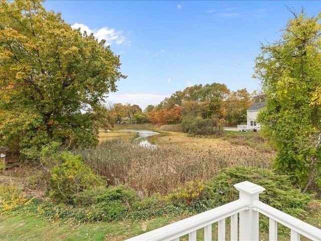 117 Elliott St, Danvers, MA 01923