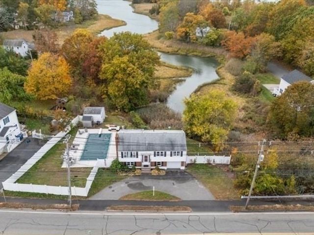 117 Elliott St, Danvers, MA 01923