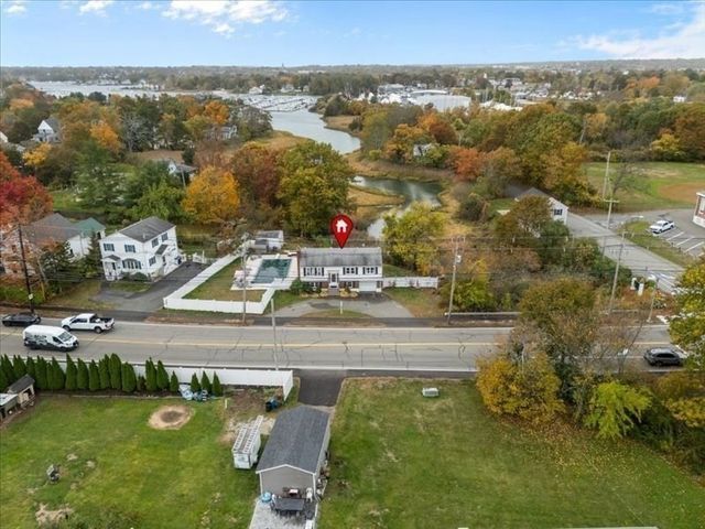 117 Elliott St, Danvers, MA 01923