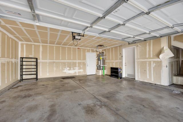 9572 S Coast Ln, Elk Grove, CA 95758