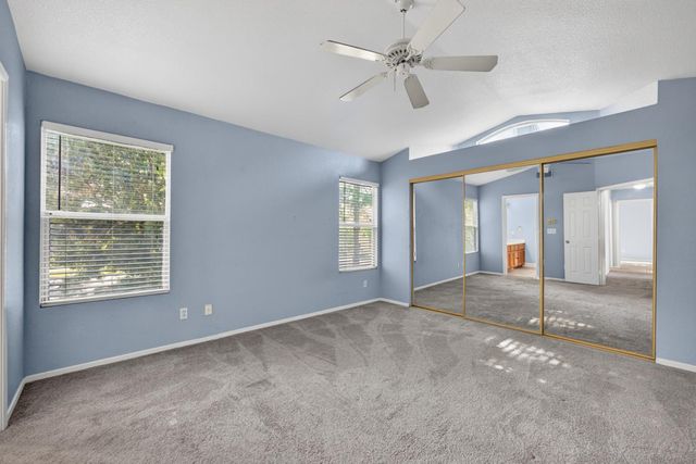 9572 S Coast Ln, Elk Grove, CA 95758