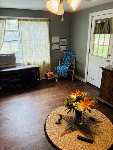 927 & 937 N Franklin Street, La Grange, TX 78945
