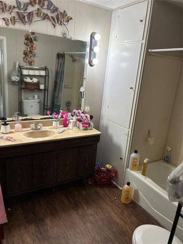 927 & 937 N Franklin Street, La Grange, TX 78945