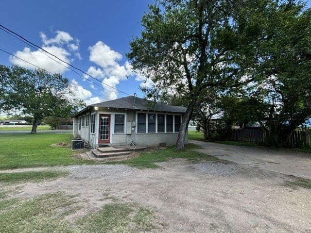 927 & 937 N Franklin Street, La Grange, TX 78945