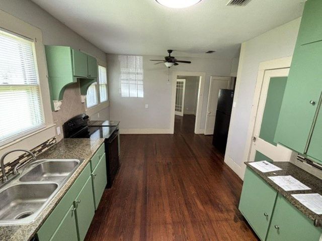 927 & 937 N Franklin Street, La Grange, TX 78945