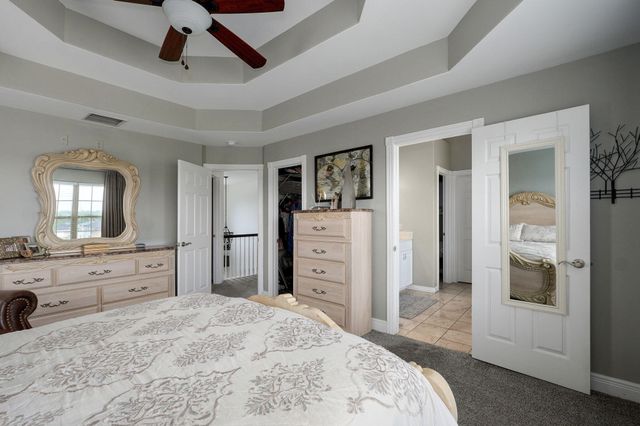 2115 N Williamsburg Lane, Ozark, MO 65721