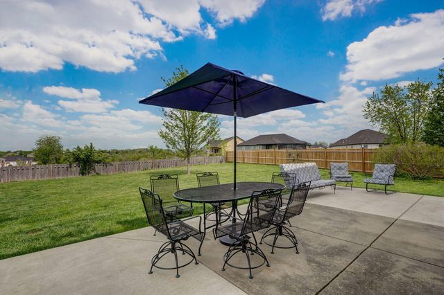 2115 N Williamsburg Lane, Ozark, MO 65721