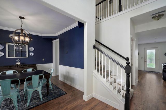 2115 N Williamsburg Lane, Ozark, MO 65721