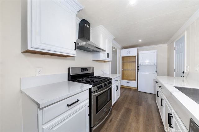 65 Round table 65, Riverside, CA 92507