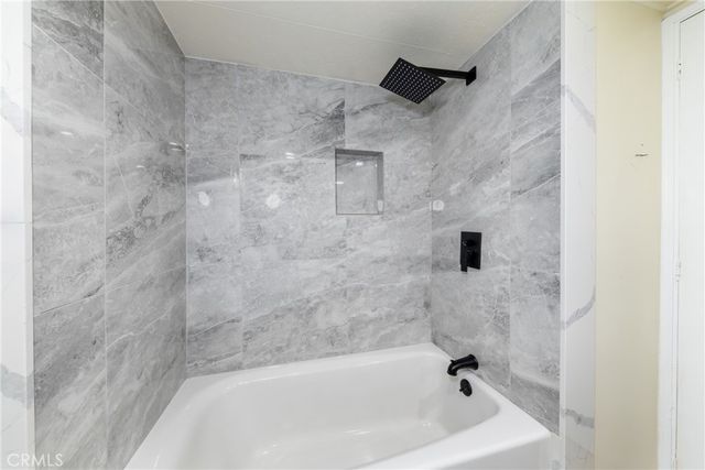 65 Round table 65, Riverside, CA 92507