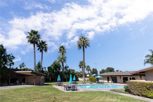 65 Round table 65, Riverside, CA 92507