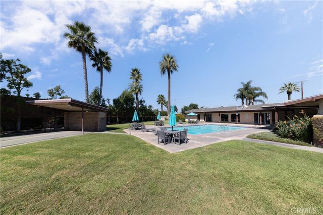 65 Round table 65, Riverside, CA 92507