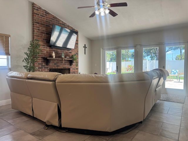 2518 Ranch House Road, West Palm Beach, FL 33406