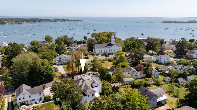 27 Church Street, Groton, CT 06340